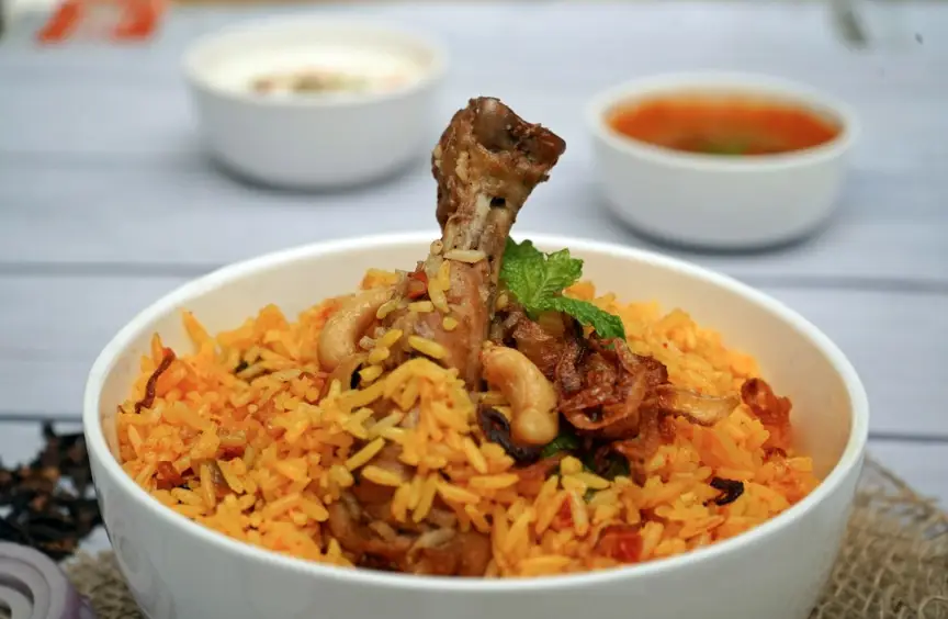 Best Halal Pakistani Restaurants in the UK - From Karahi to Biryani