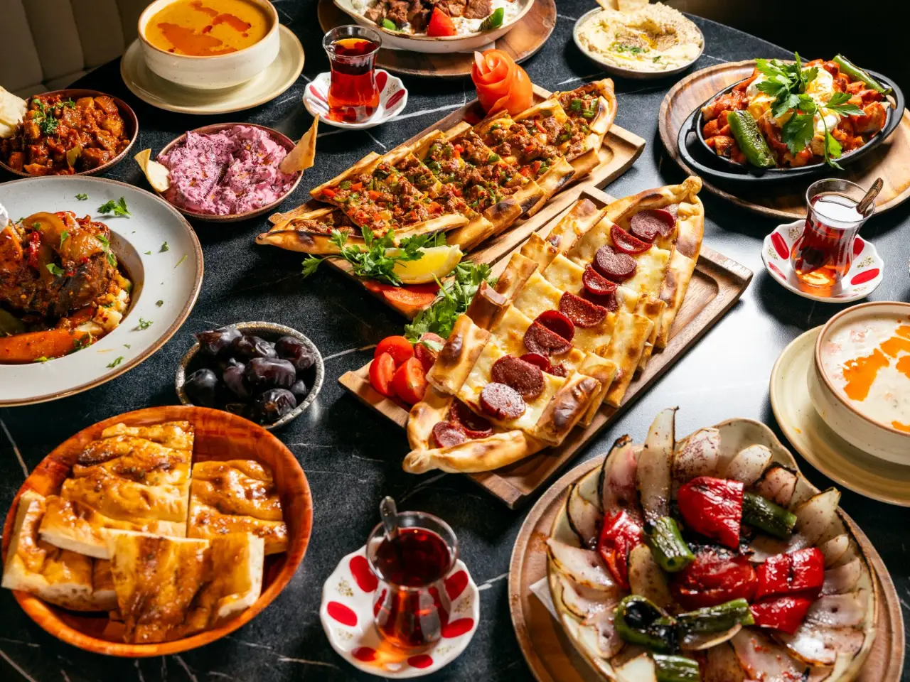 Hala Restaurant - Halal Middle Eastern & Arab in London