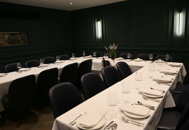 Mem Saab - Halal Middle Eastern & Arab in Leicester